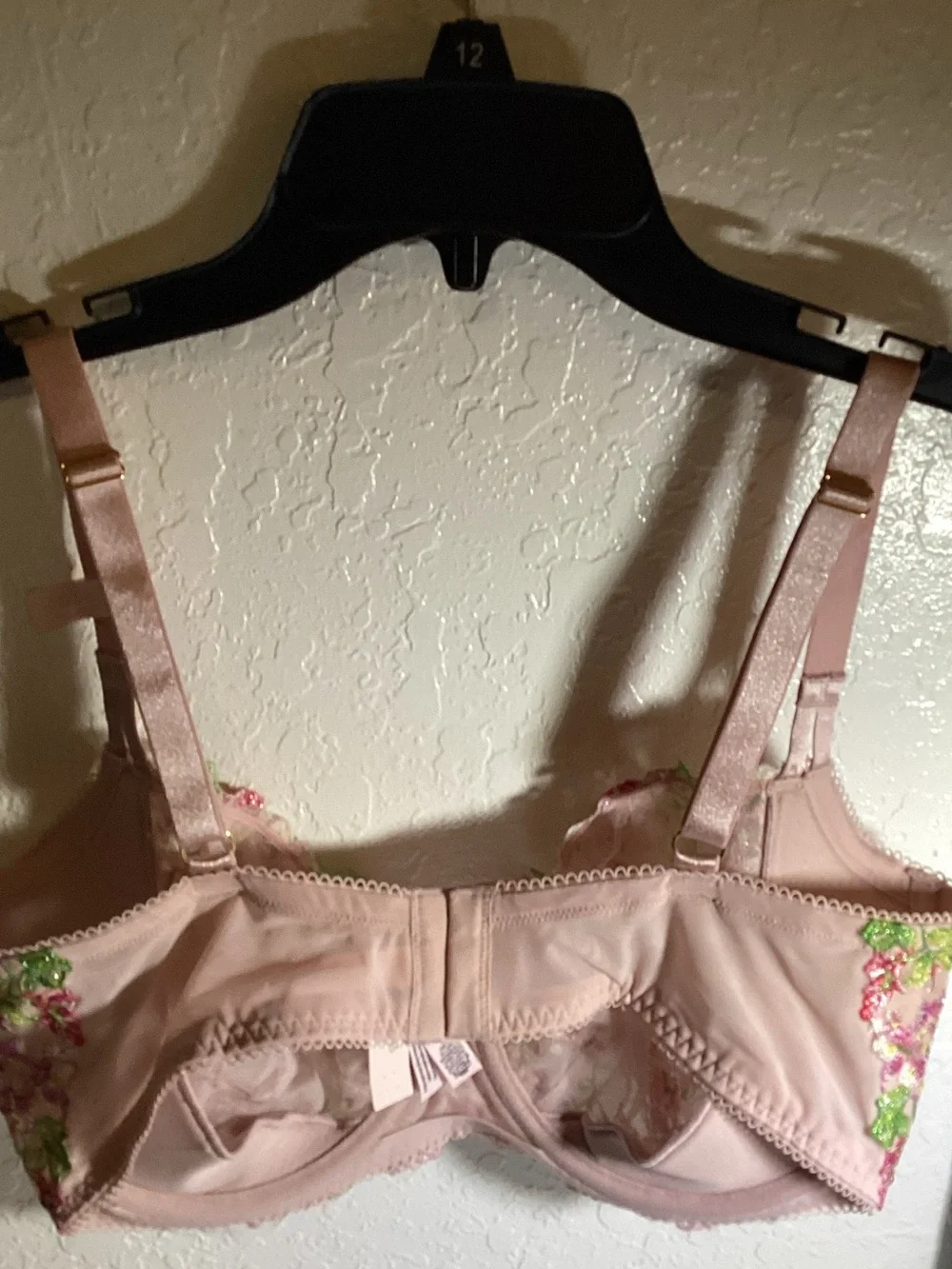 Victoria's Secret Blush Pink Floral Embroidered Underwire Bra